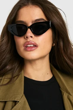 Black Frame Cat Eye Sunglasses | Nasty Gal