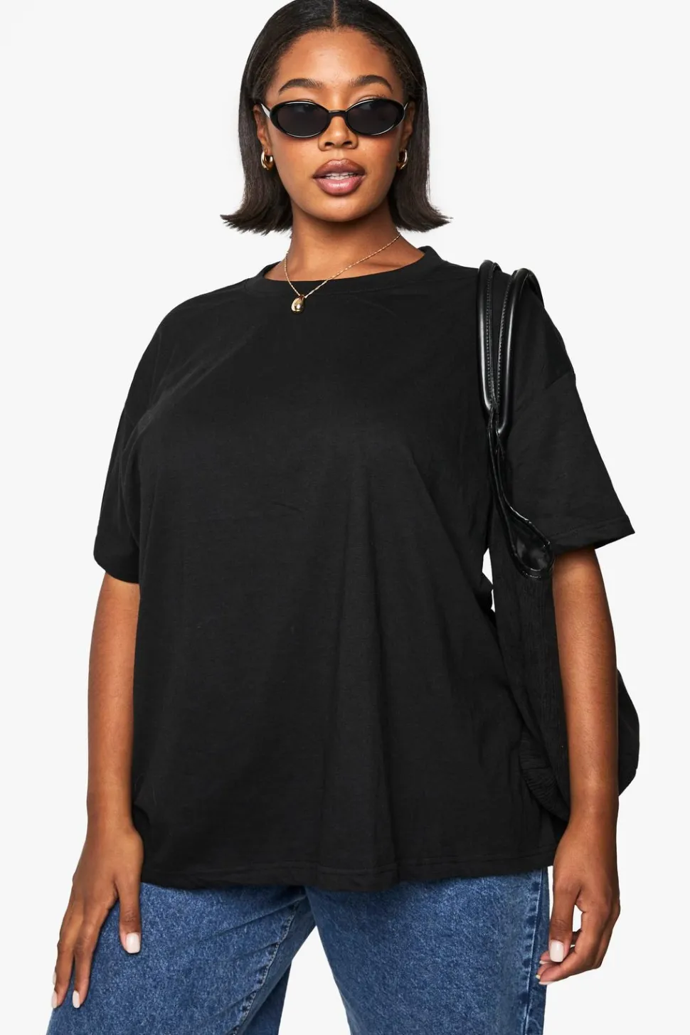 Boohoo Basics Plus Super Oversized Crew Neck Basic Cotton T-shirt | Nasty Gal