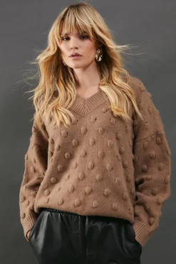Bubble Knit Slouchy V Neck Jumper | Nasty Gal