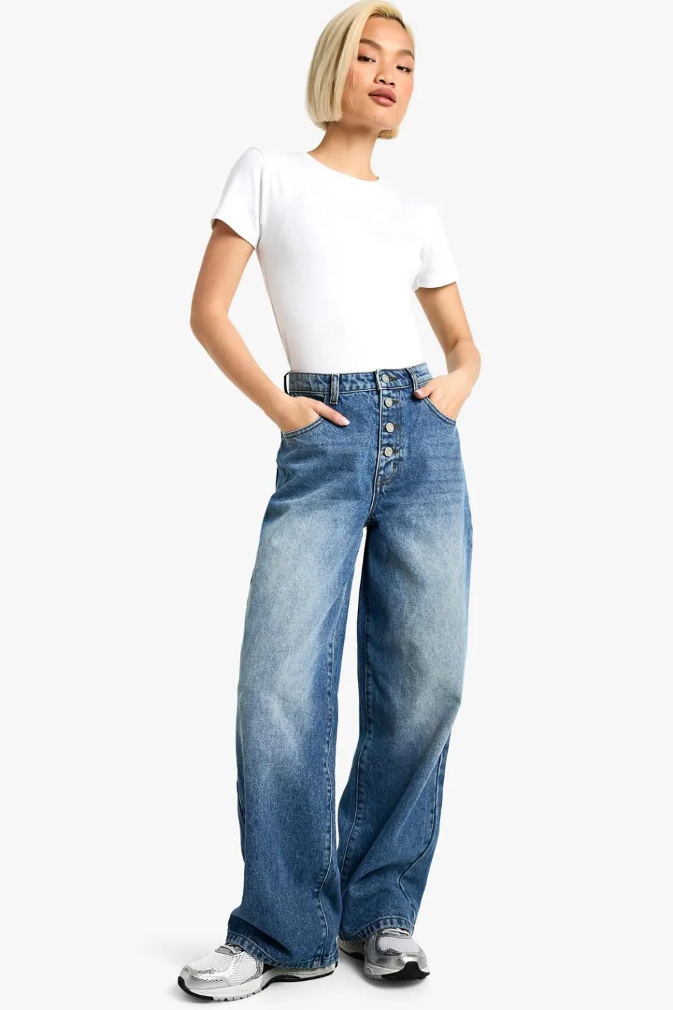 Button Detail Slouchy Fit Jean | Nasty Gal