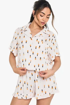 Cheesecloth Pineapple Print Boxy Short Sleeve Shirt & Shorts Pyjama Set | Nasty Gal