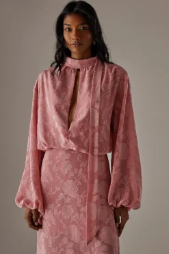 Chiffon Jacquard High Neck Slash Front Blouse | Nasty Gal