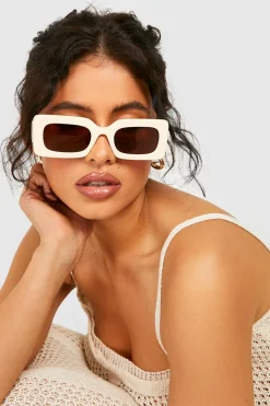 Cream Retro Sunglasses | Nasty Gal