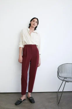 Double Crepe Pleat Peg Trouser | Nasty Gal
