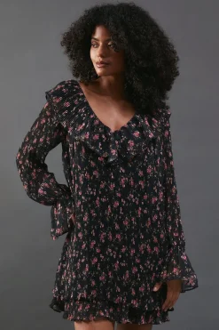 Floral Pleated Chiffon V Neck Mini Swing Dress | Nasty Gal