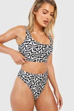 Geo Print Scoop Bikini Top | Nasty Gal