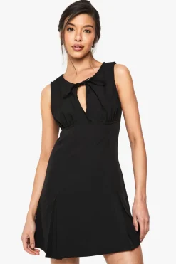 Keyhole Pleated Tailored Mini Dress | Nasty Gal
