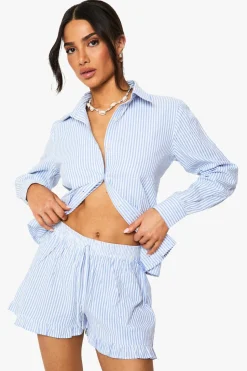 Petite Seersucker Stripe Beach Short | Nasty Gal