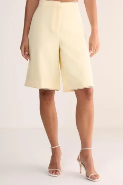 Picot Trim Tailored Jort | Nasty Gal