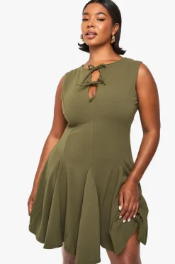 Plus godet tie detail sleeveless skater dress | Nasty Gal