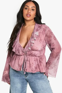 PLUS RUFFLE TIE DETAIL FLARED SLEEVE TOP | Nasty Gal