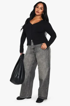 Plus Washed Grey Straight Leg Denim Jean | Nasty Gal