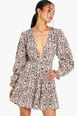 Printed Linen Look Plunge Long Sleeve Mini Dress | Nasty Gal
