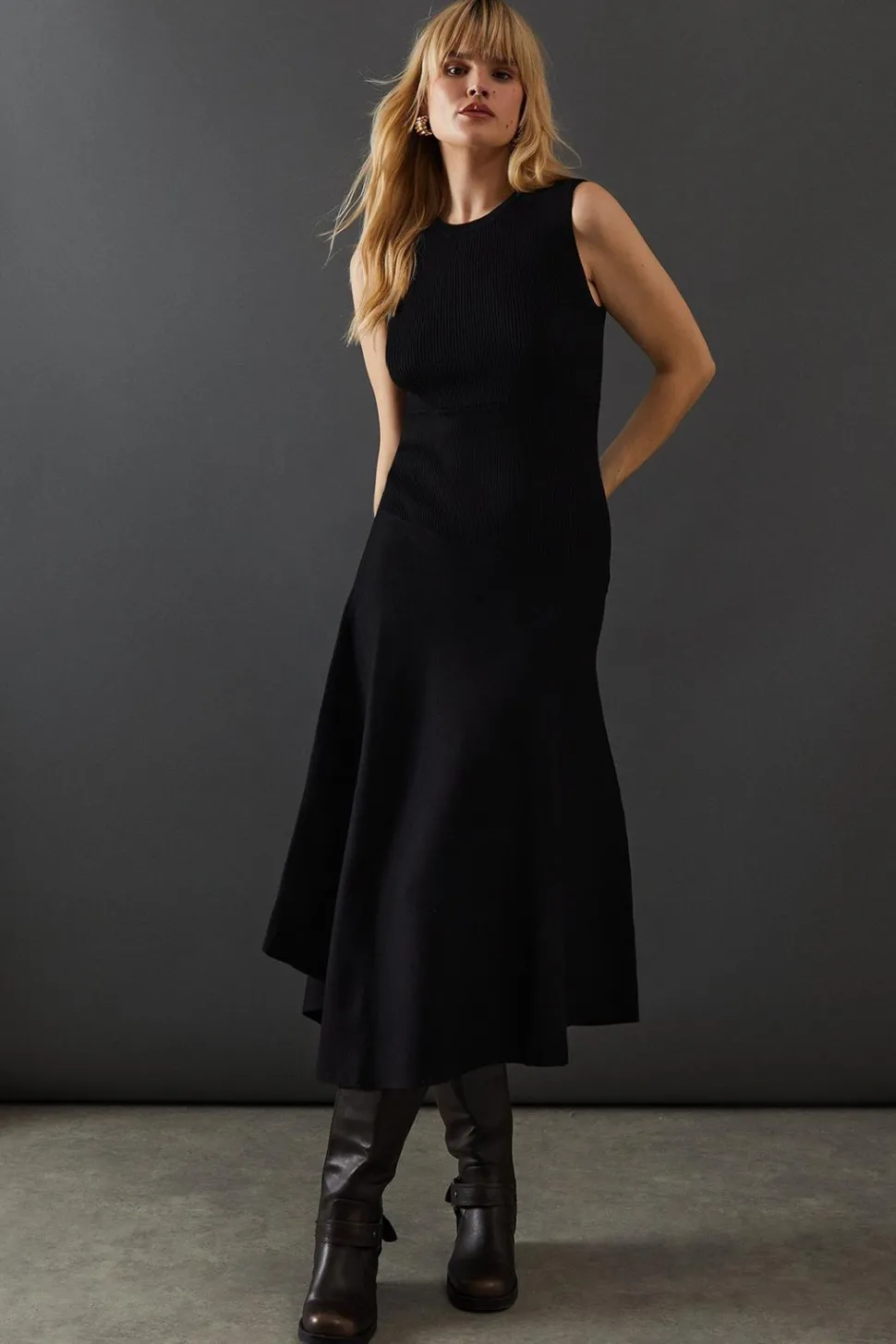 Sleeveless Asymmetric Hem Knitted Dress | Nasty Gal