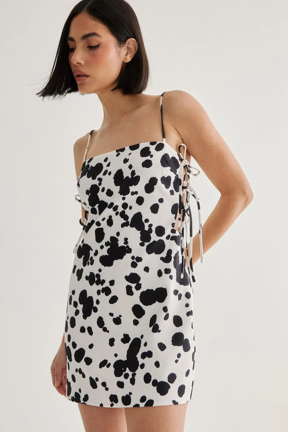 Spot Print Tailored Tie Side Dress | Nasty Gal
