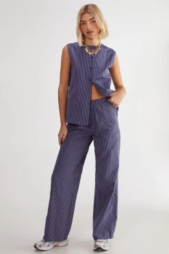 Stripe Straight Leg Pant | Nasty Gal