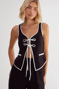 Tailored Contrast Piped Vest | Nasty Gal