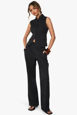 Tailored Slim Straight Leg Trousers | Nasty Gal