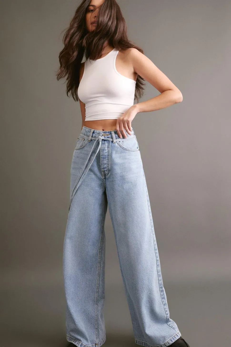 The Belted Wide Leg Jeans | Nasty Gal