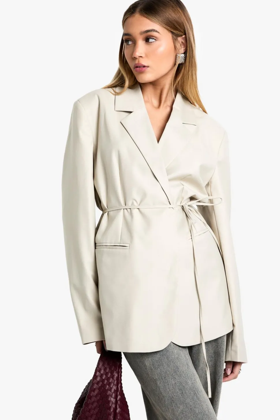 Tie Waist Oversized Longline Blazer | Nasty Gal