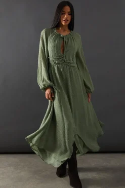 Tufted Dobby Chiffon Button Front Tie Neck Hanky Hem Midi | Nasty Gal