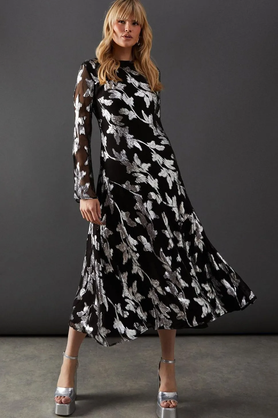 Viscose Metallic Jacquard Asymmetric Seam Midi Dress | Nasty Gal